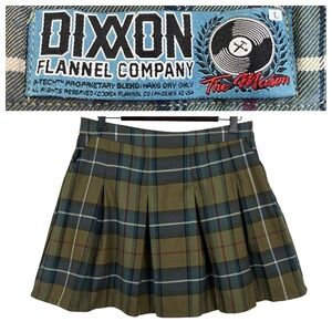 Dixxon Flannel Company Olive Green Plaid Pleated Skirt – The Mixon – Size Large
